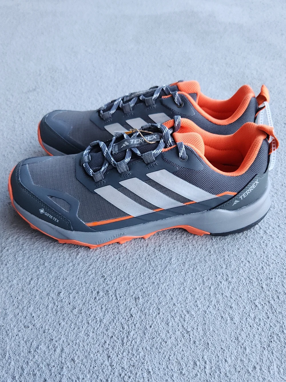 Adidas Terrex Skychaser Ax5 GoreTex Hiking Sneakers Athletic Shoes JS4608 9 US